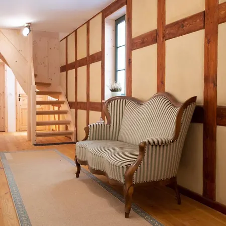 Naturhof-papiermuehle 2 Bett-zimmer Rosenrot Konukevi Bollberg