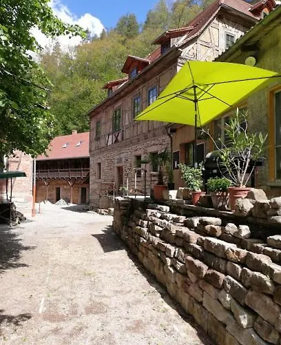 Naturhof-papiermuehle 2 Bett-zimmer Rosenrot Bollberg